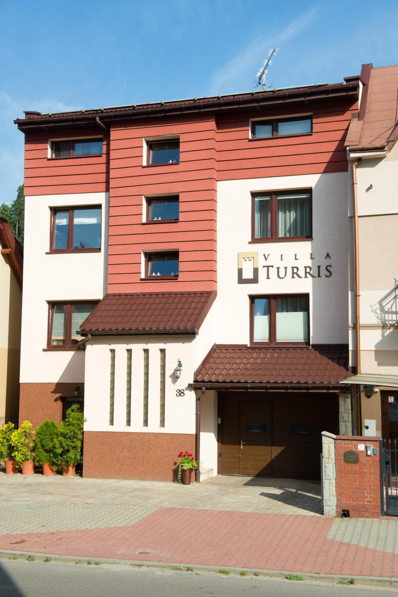 Villa Turris Apartamenty Przy Muszynskim Zamku Muszyna Dış mekan fotoğraf